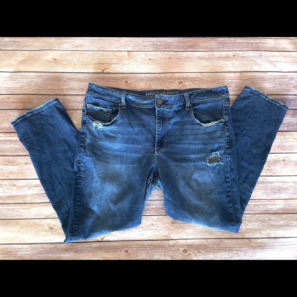 Women’s AE Skinny jeans